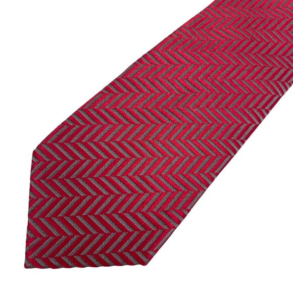 Ermenegildo Zegna Mens Contemporary Recent Tie Red Herringbone Silk 3 3/8" x 60" - Picture 5 of 10